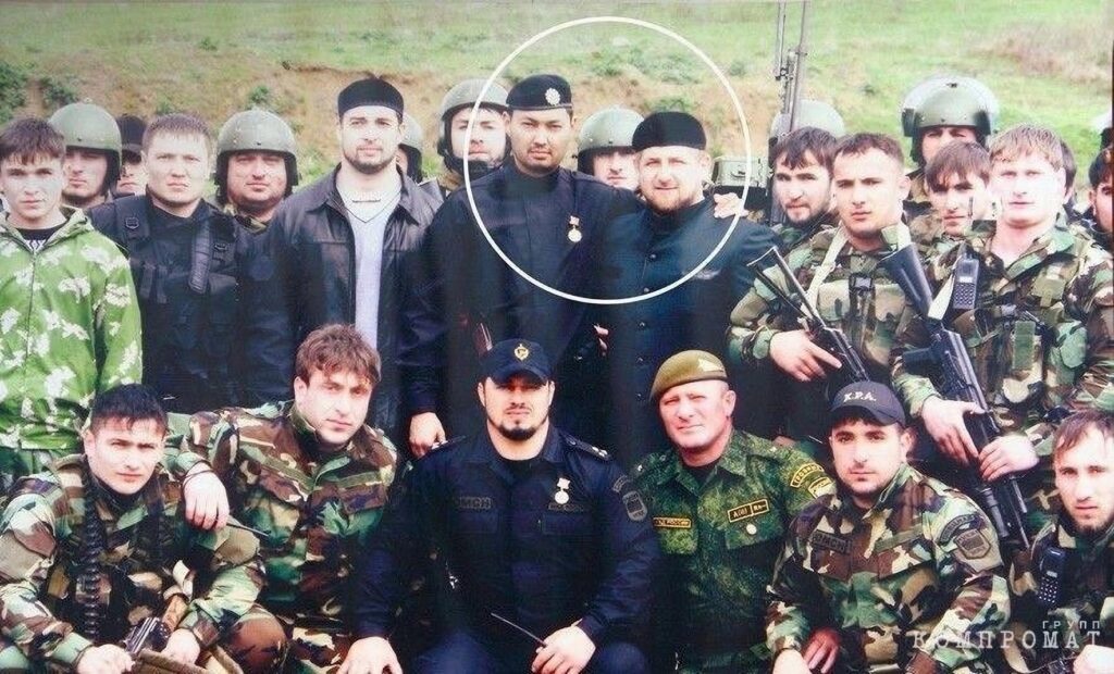 Combattenti di Ramzan kadyrov - kenes rakishev